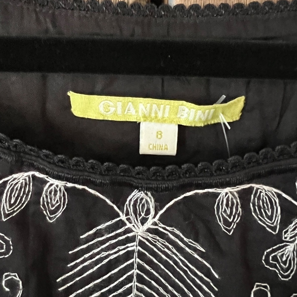 Gianni Bini Cotton Boho Embroidered Lined Mini Black/White Dress Size 8 - Picture 5 of 7